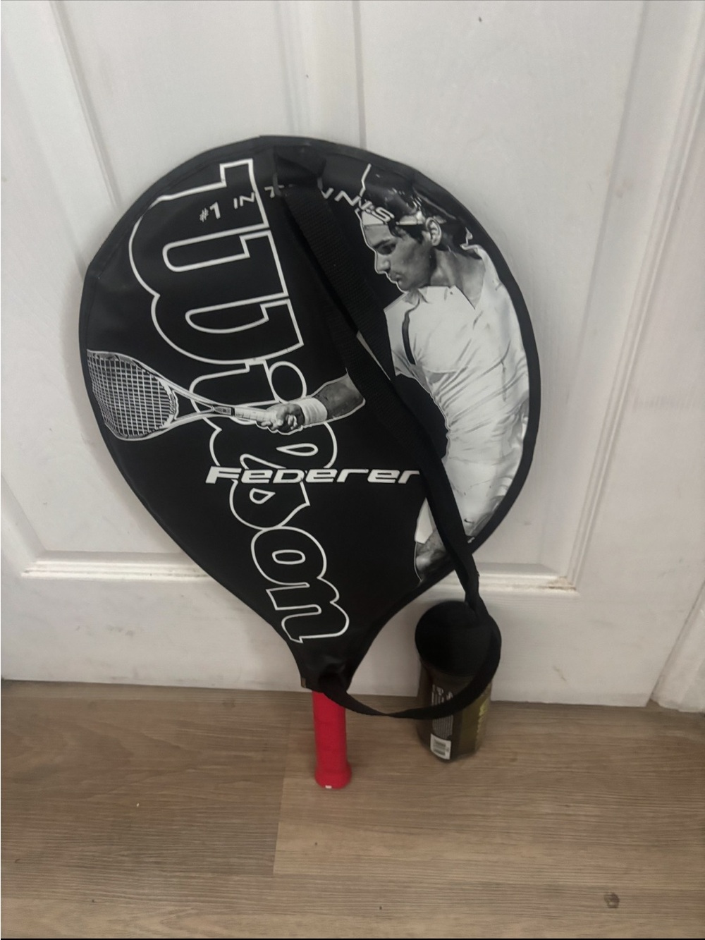 Wilson Roger Federer Tennis Racket & Cover w/ 2 cans of balls